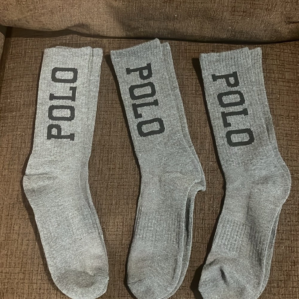 Polo by Ralph Lauren Men's Casual Gray Socks Pack of Three. - Picture 4 of 4